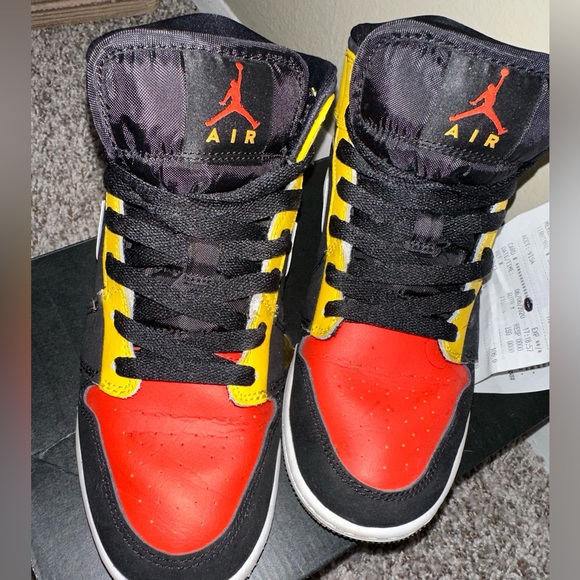 Orange/Yellow Air Jordan 1 Mid - Picture 2 of 9